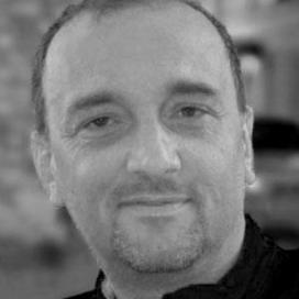 Marek Naumiuk