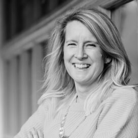A picture of Sarah Taylor who is the Business Linked Teams Leadership and Development Coach. She is smiling towards the camera